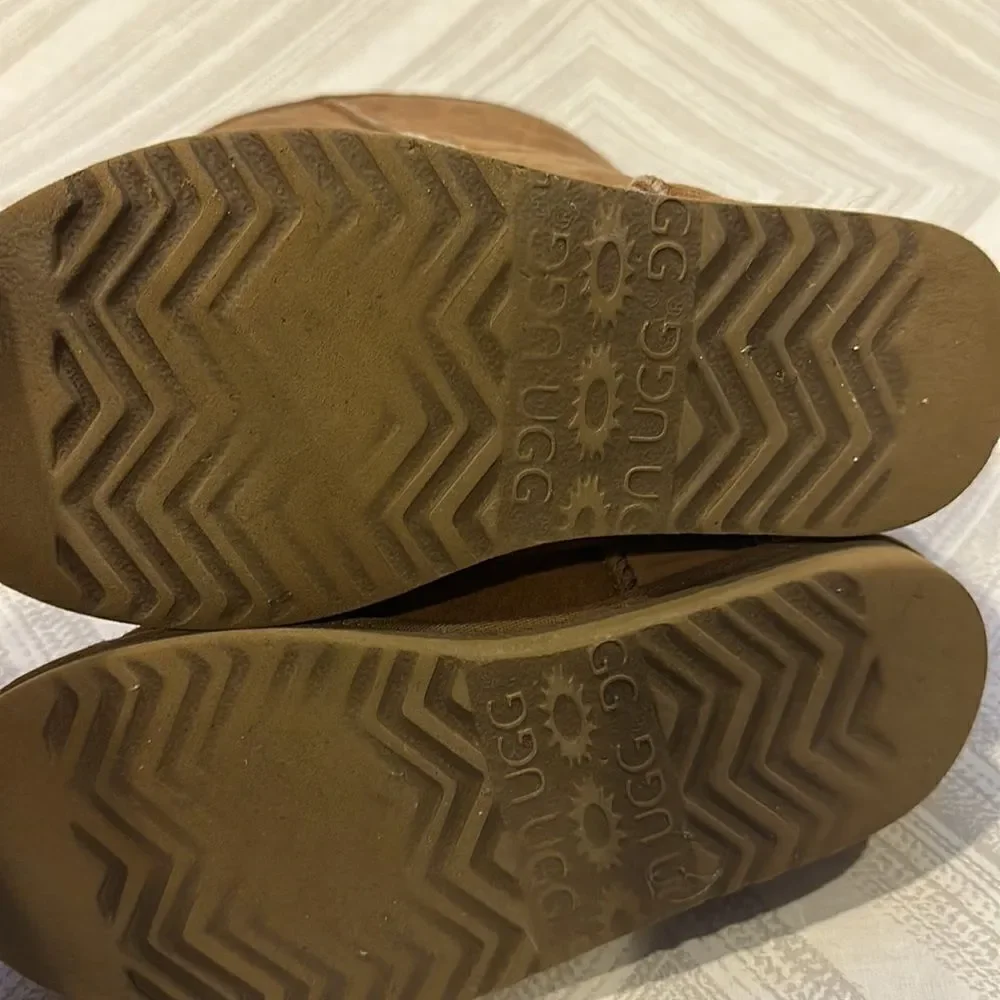 UGG Classic Chestnut Tall Shearling Lined Boots Size 7